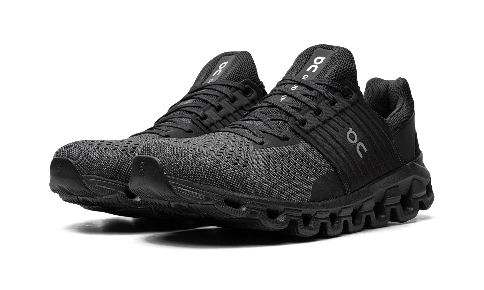 ON MENS Cloudswift "Black" 41.98462 from Stadium Goods