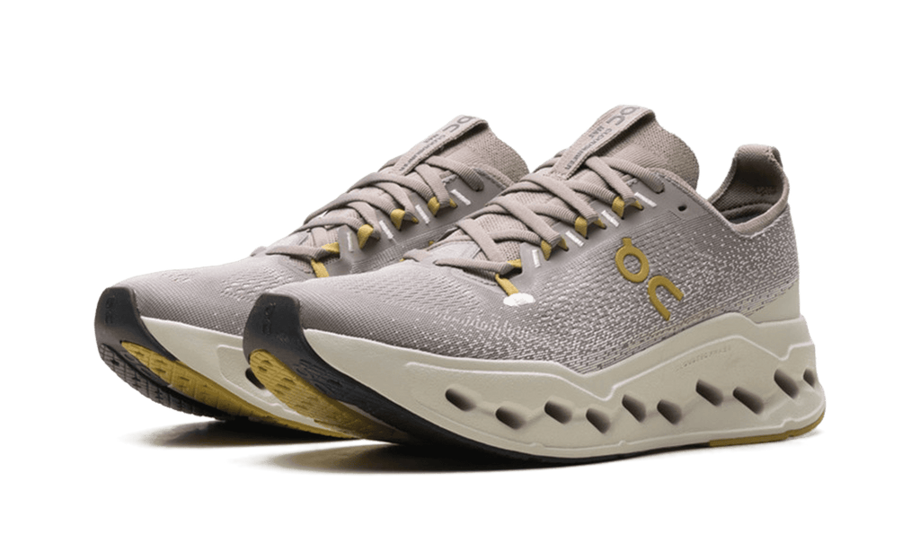 On MENS Cloudsurfer Max "Cinder/Pelican" 3MF30434052 from Stadium Goods